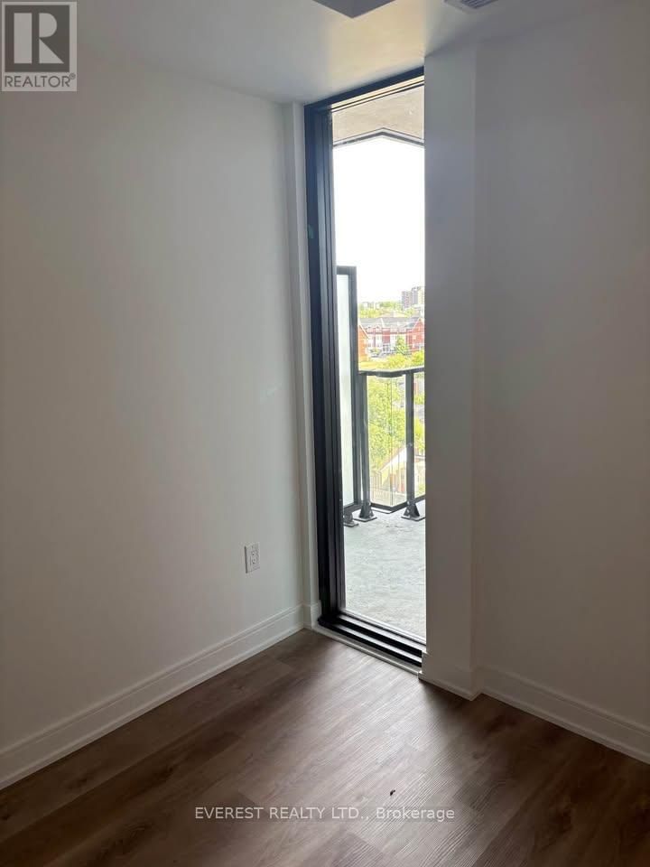 603 - 3009 NOVAR ROAD Image 8