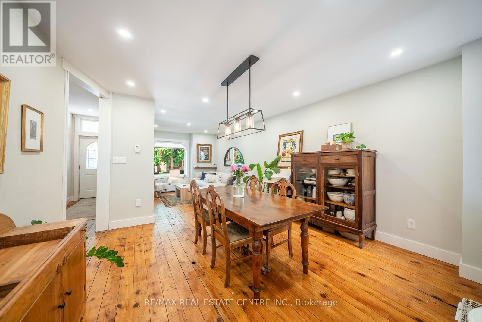 34 ZINA STREET Image 12