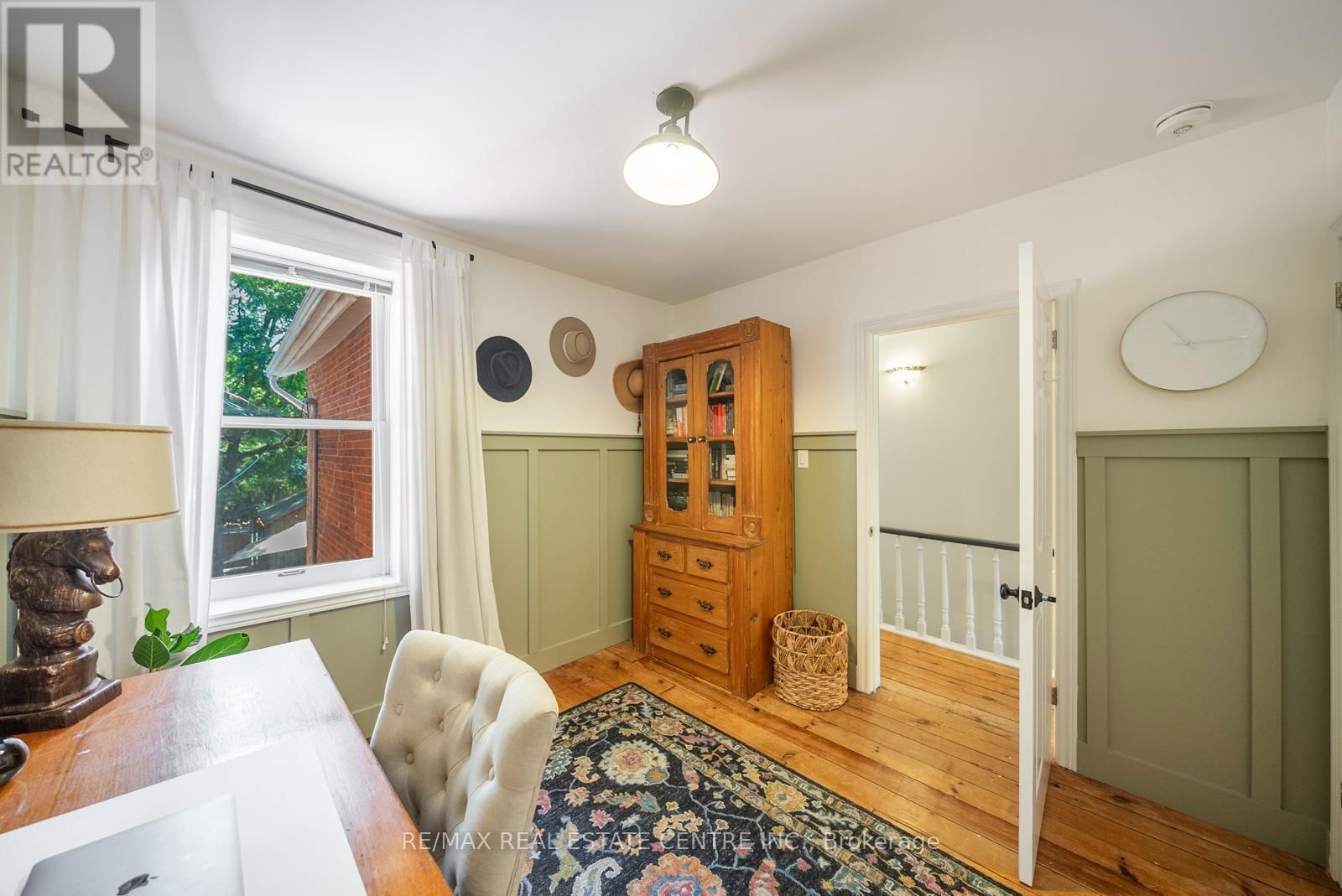 34 ZINA STREET Image 25