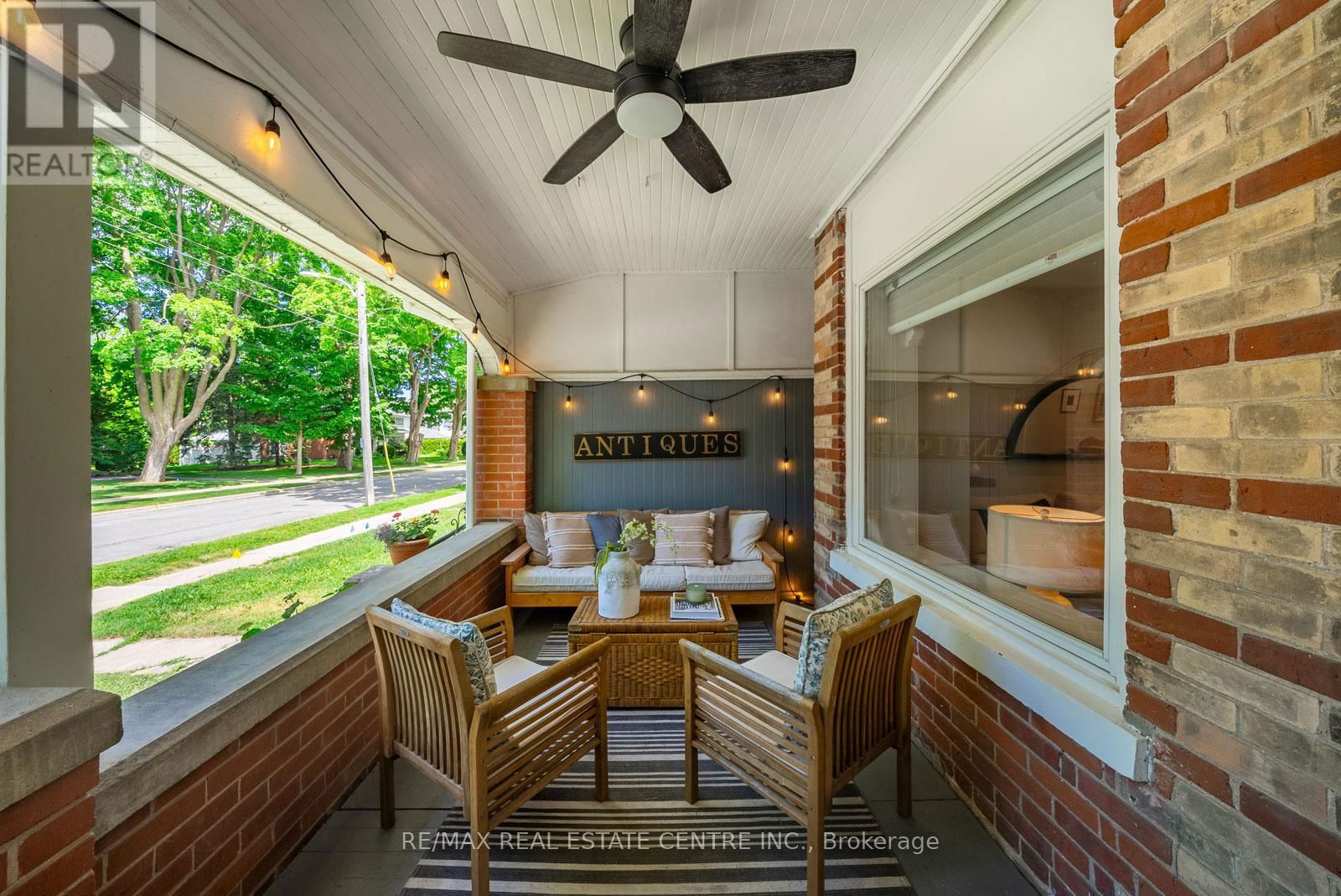 34 ZINA STREET Image 4