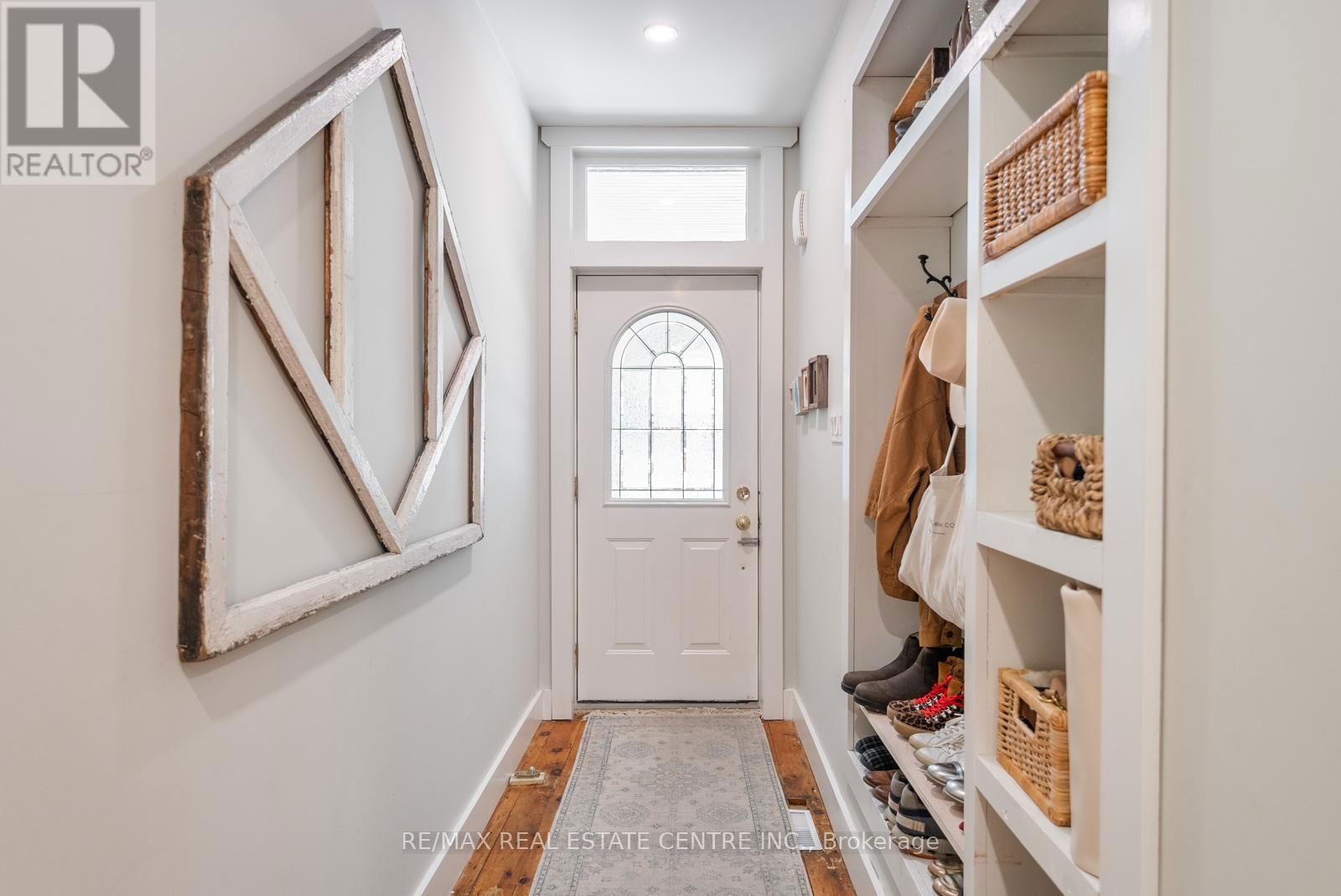 34 ZINA STREET Image 7