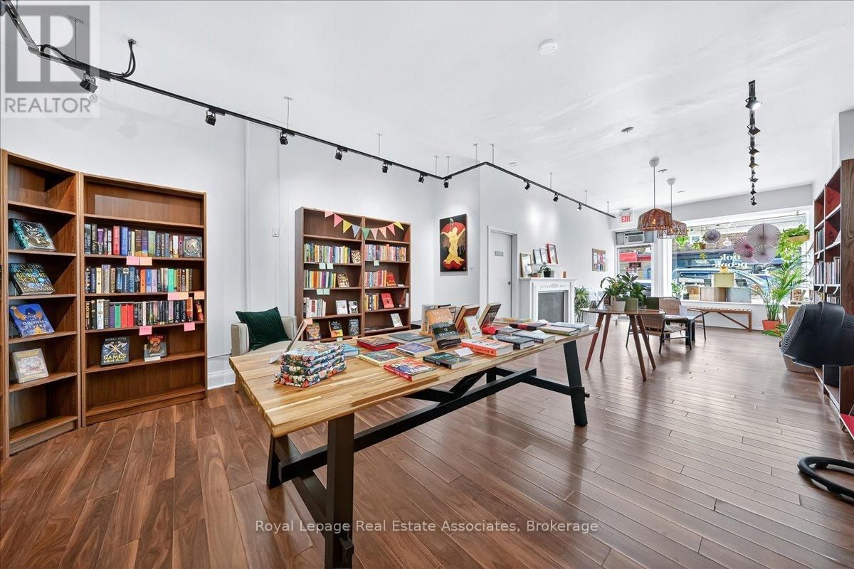 1640 QUEEN STREET WEST Image 10
