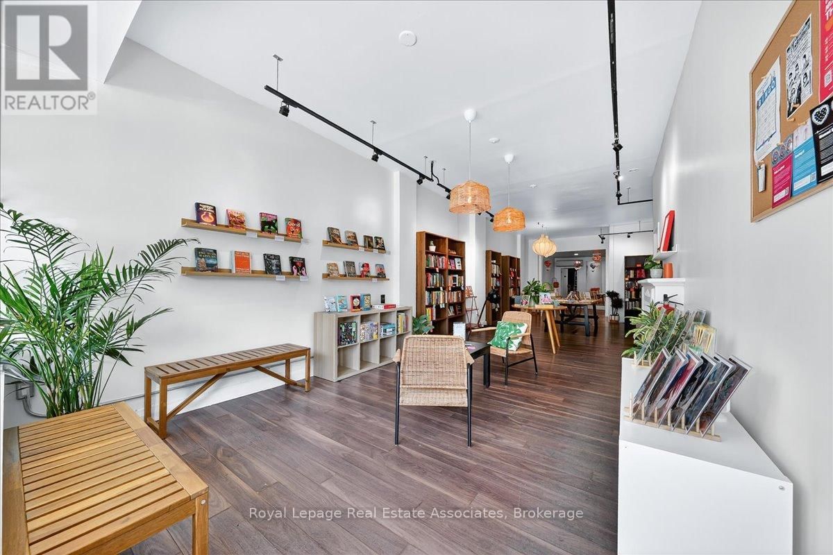 1640 QUEEN STREET WEST Image 2