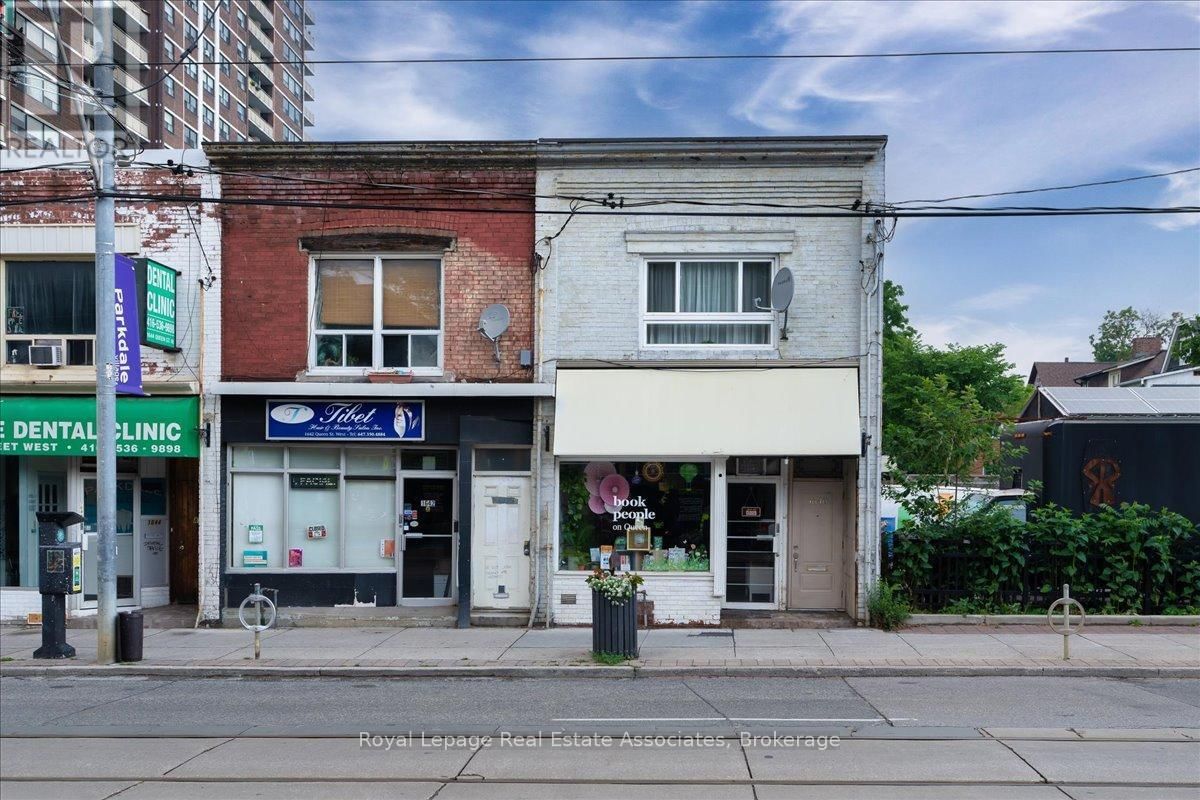 1640 QUEEN STREET WEST Image 29