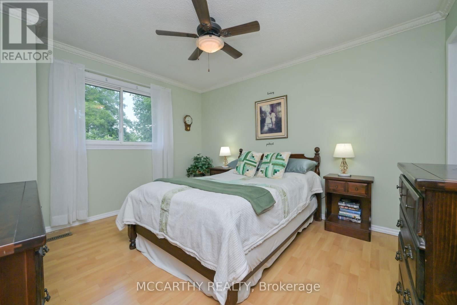 15 ANDREW AVENUE Image 15