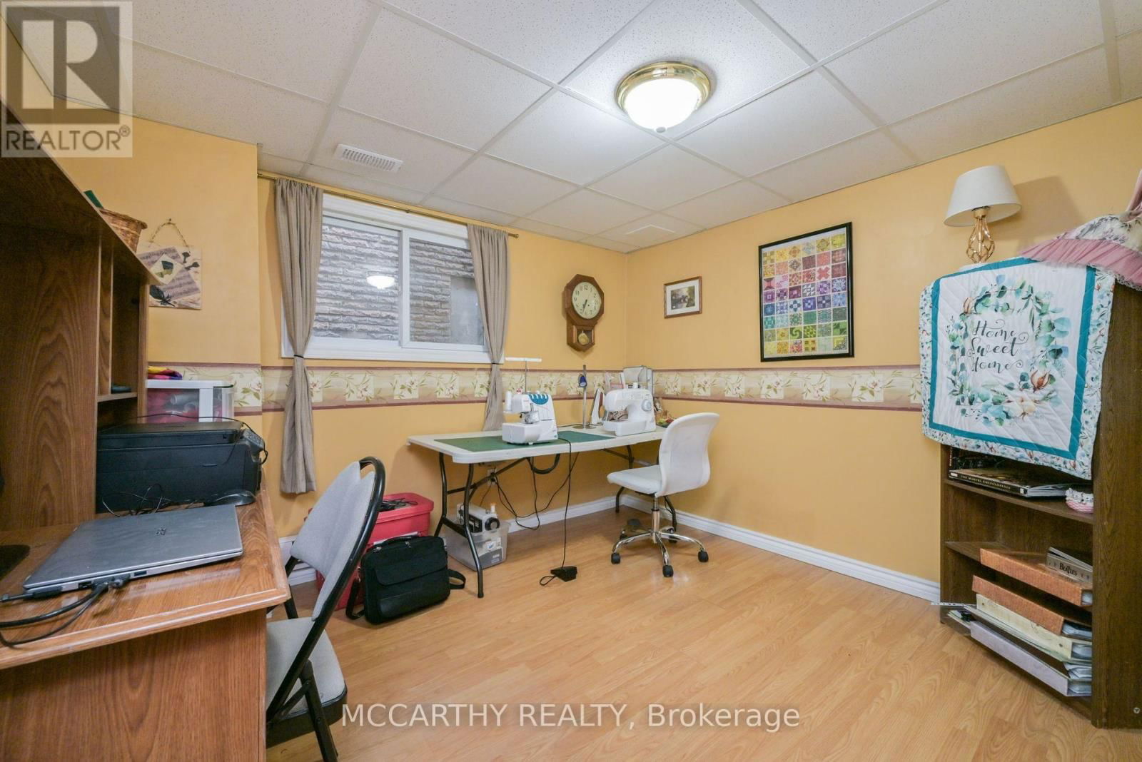 15 ANDREW AVENUE Image 25