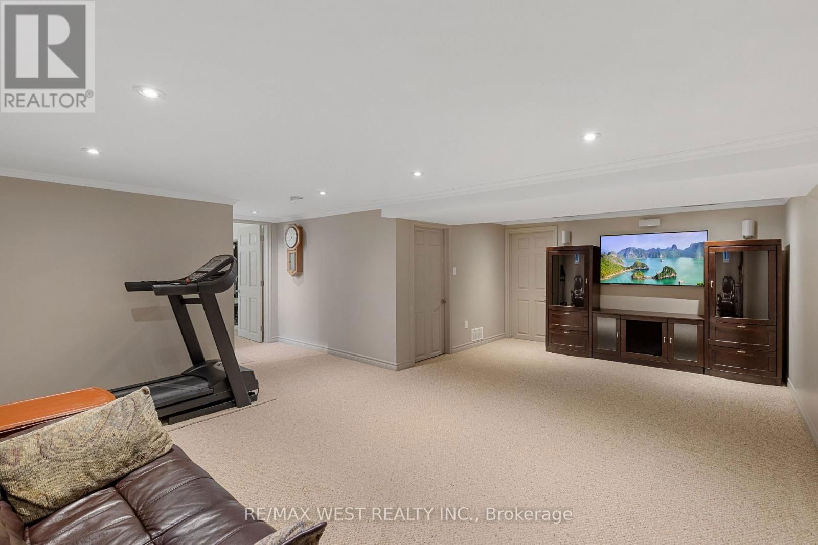 81 WILLIAM STREET Image 21