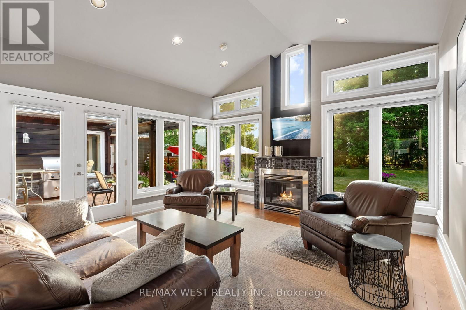81 WILLIAM STREET Image 9