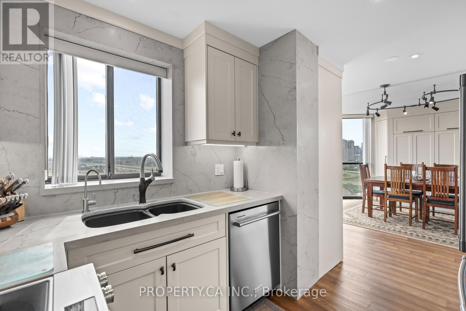 1808 - 4235 SHERWOODTOWNE BOULEVARD Image 7