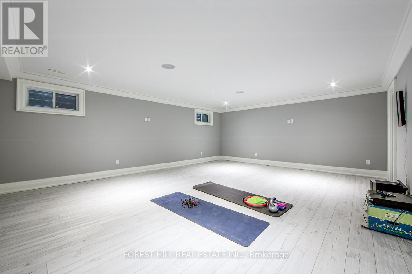 271 WESTDALE ROAD Image 41
