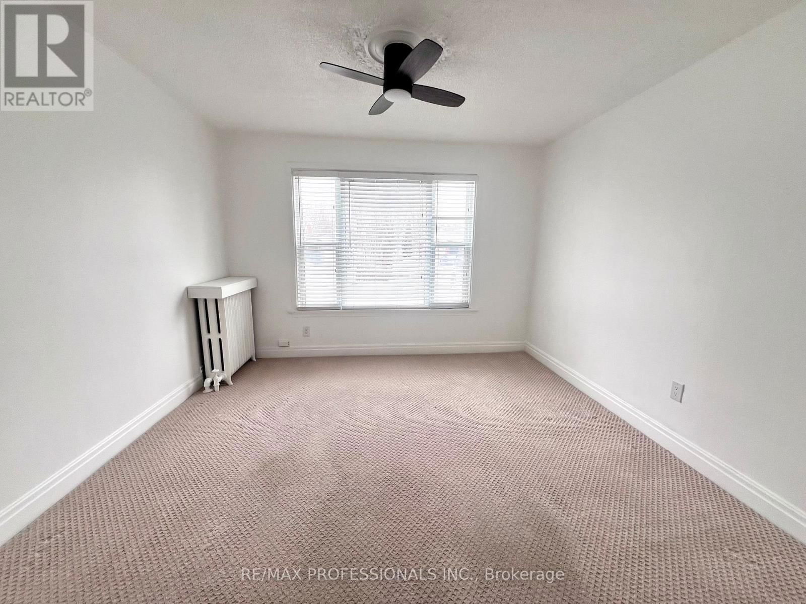 MAIN - 54 NORSMAN STREET Image 11