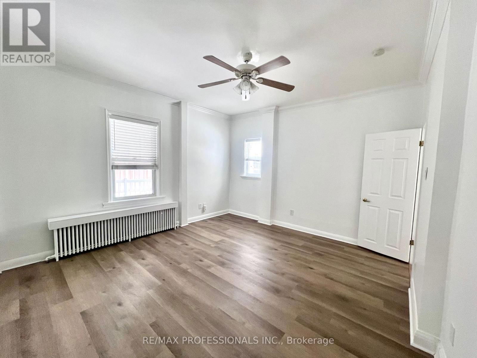 MAIN - 54 NORSMAN STREET Image 14