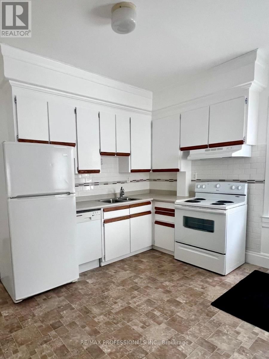 MAIN - 54 NORSMAN STREET Image 4