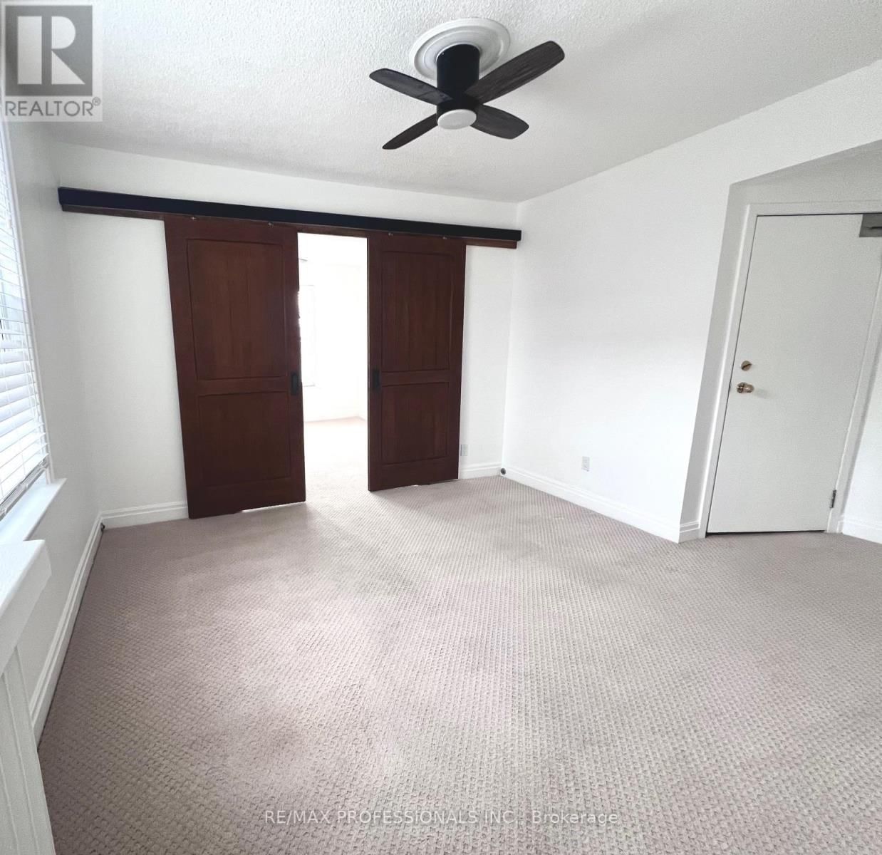 MAIN - 54 NORSMAN STREET Image 8