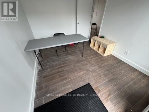 Unit 8 - 1244 SPEERS ROAD Image 2