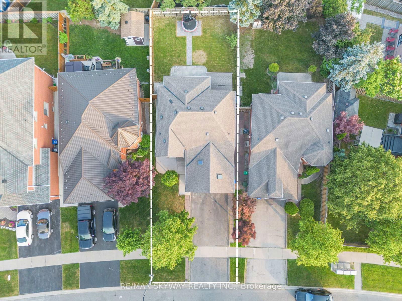 164 ROYAL VALLEY DRIVE Image 34