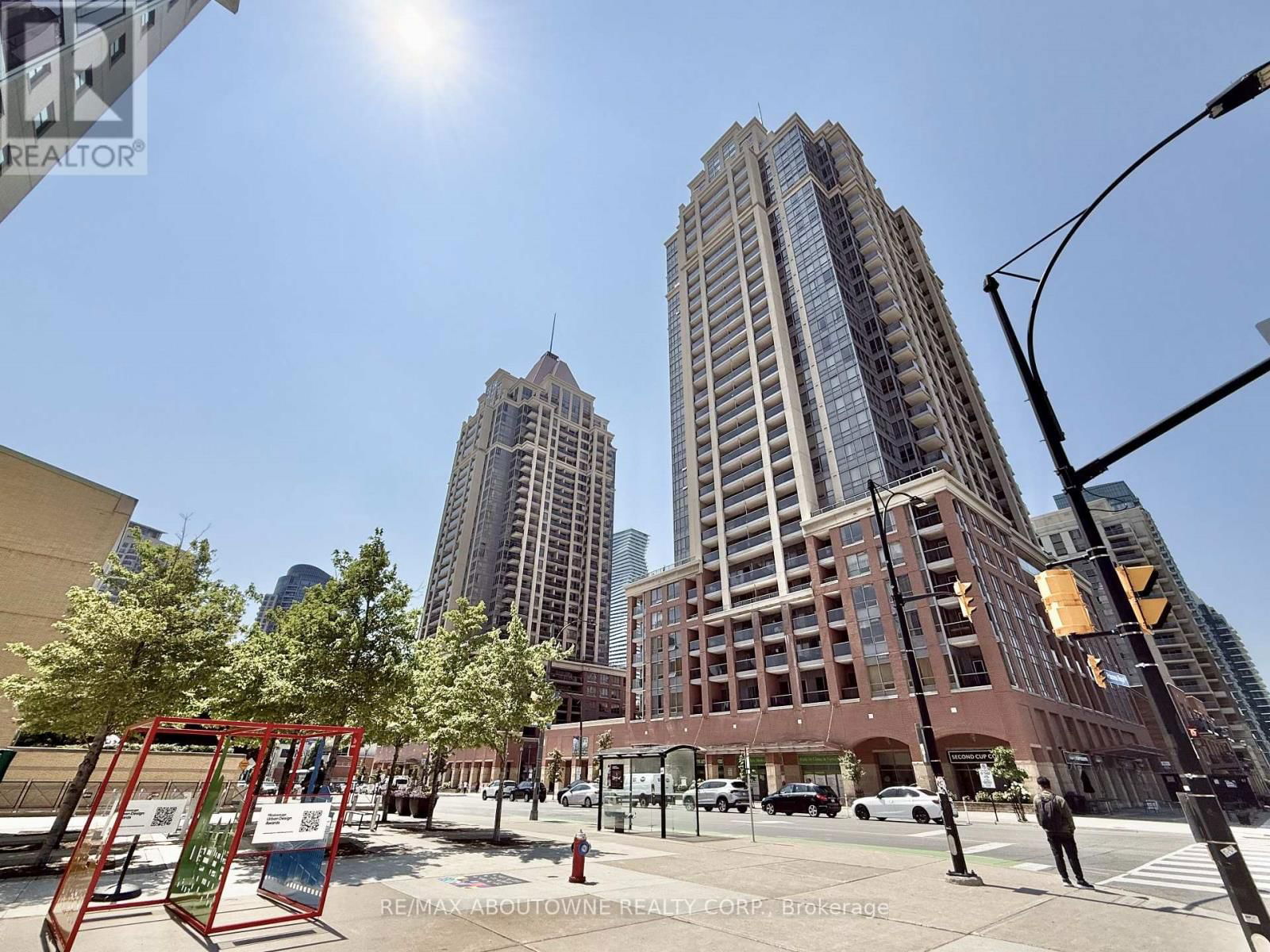 2209 - 4080 LIVING ARTS DRIVE Image 2