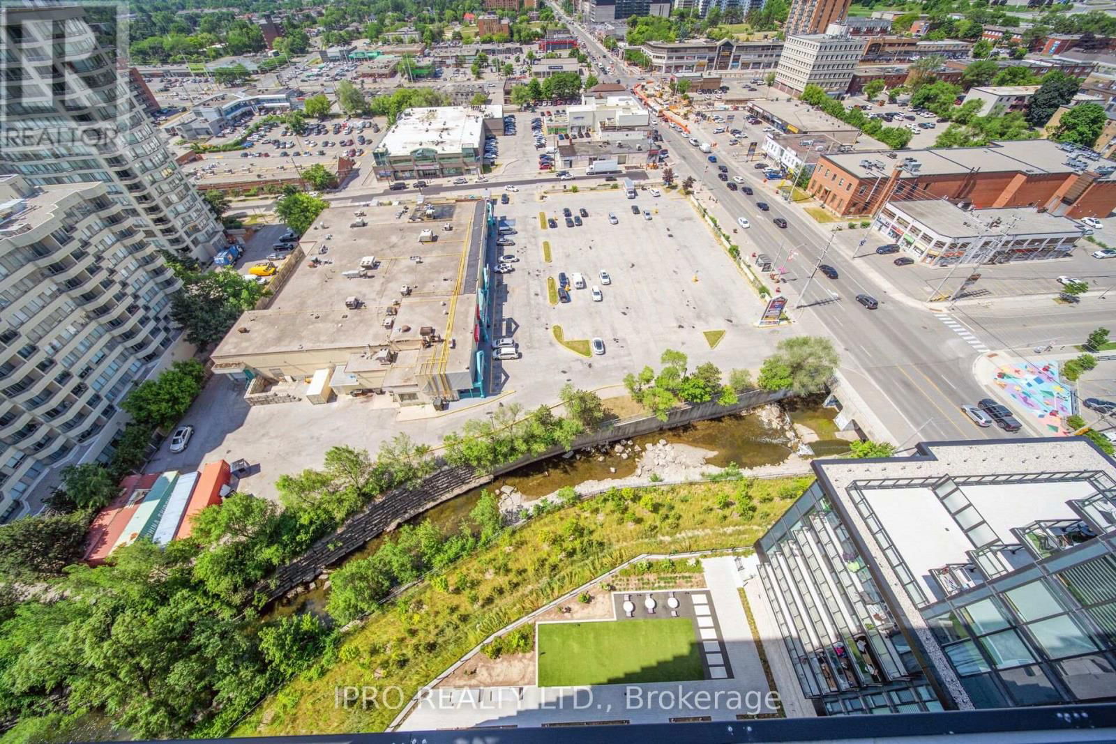 1714 - 86 DUNDAS STREET EAST Image 44