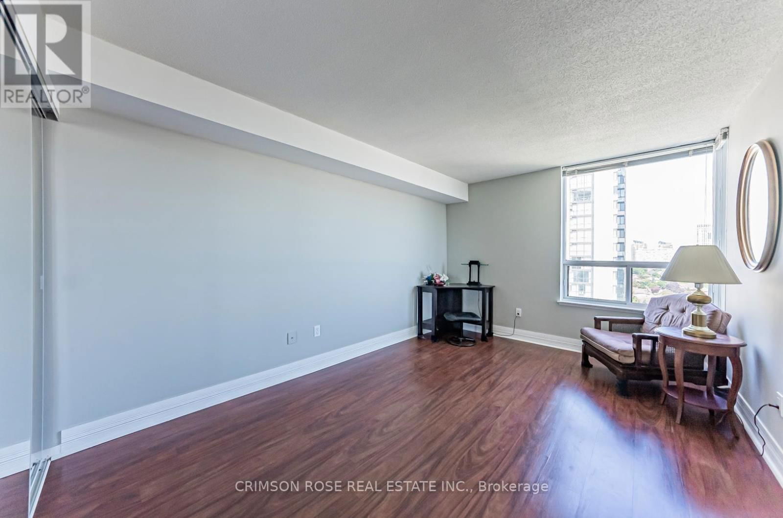 1609 - 400 WEBB DRIVE Image 19