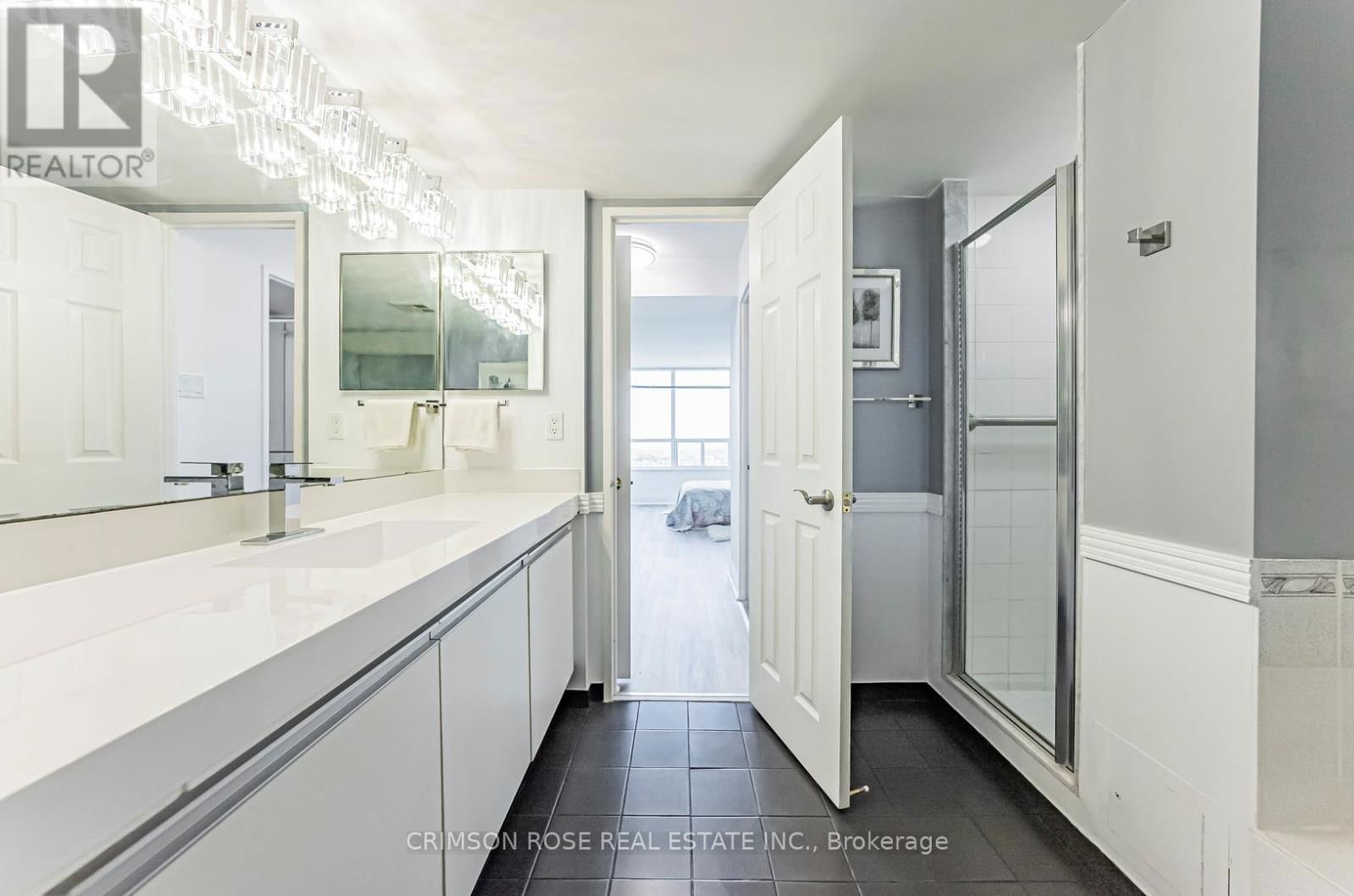 1609 - 400 WEBB DRIVE Image 24