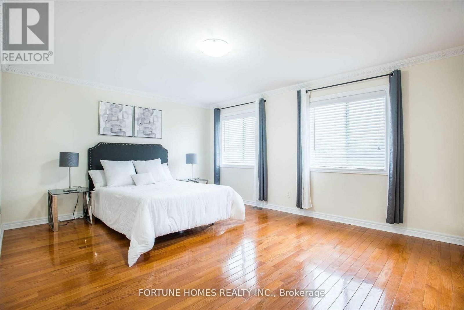 14 RAVENSCLIFFE COURT Image 9