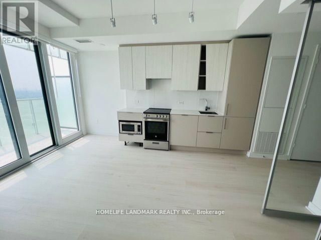 1707 - 3900 CONFEDERATION PARKWAY Image 6