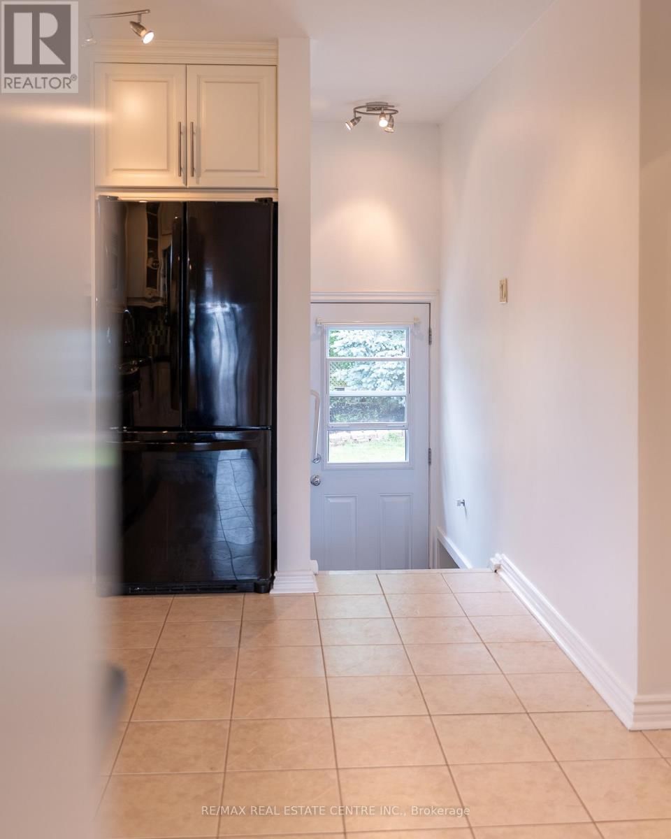 28 CAMPBELL DRIVE Image 12