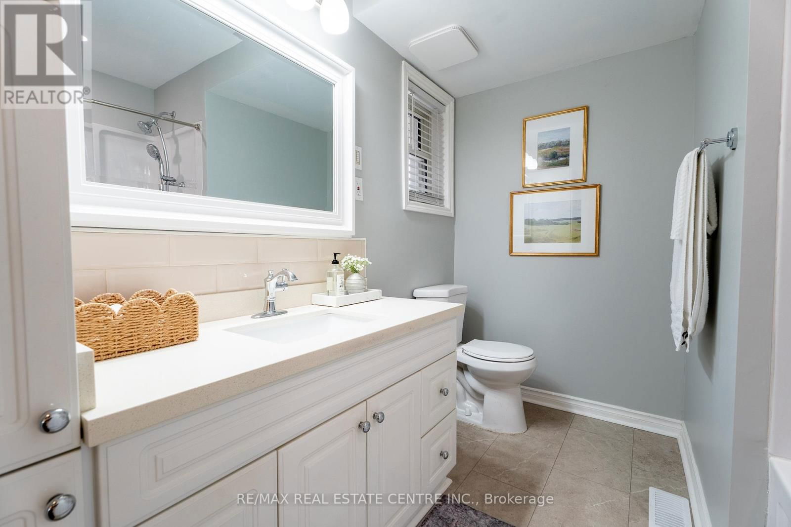 28 CAMPBELL DRIVE Image 17