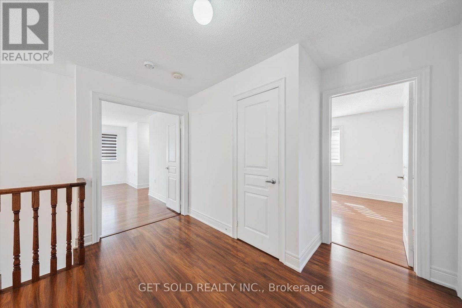 49 BLACKBERRY VALLEY CRESCENT Image 24