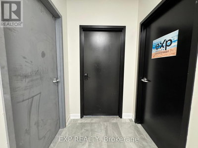 Image #1 of Commercial for Sale at Lakeshore, Mississauga , Ontario