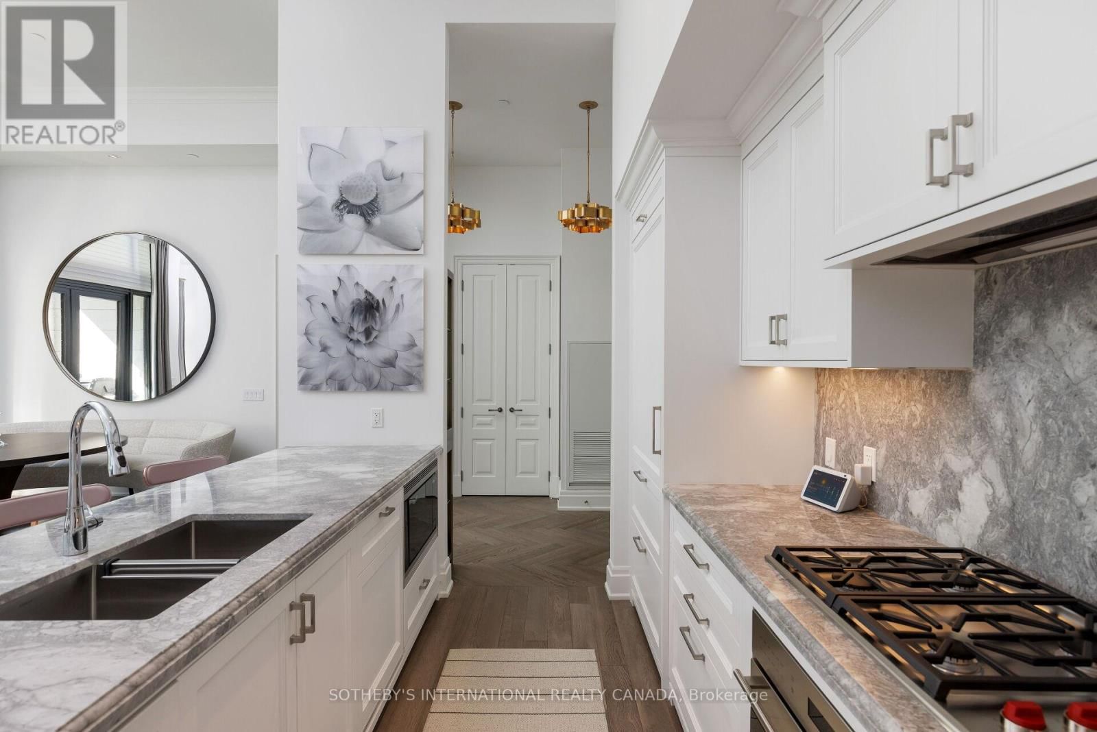 TH 2 - 4 THE KINGSWAY Image 11