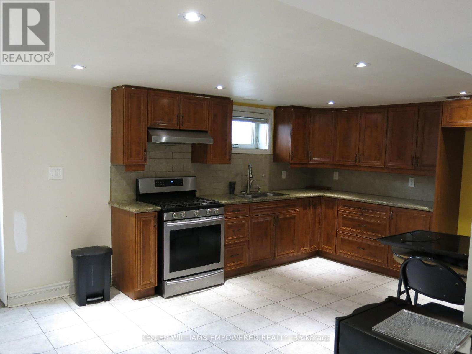 69 WHITLEY AVENUE Image 12