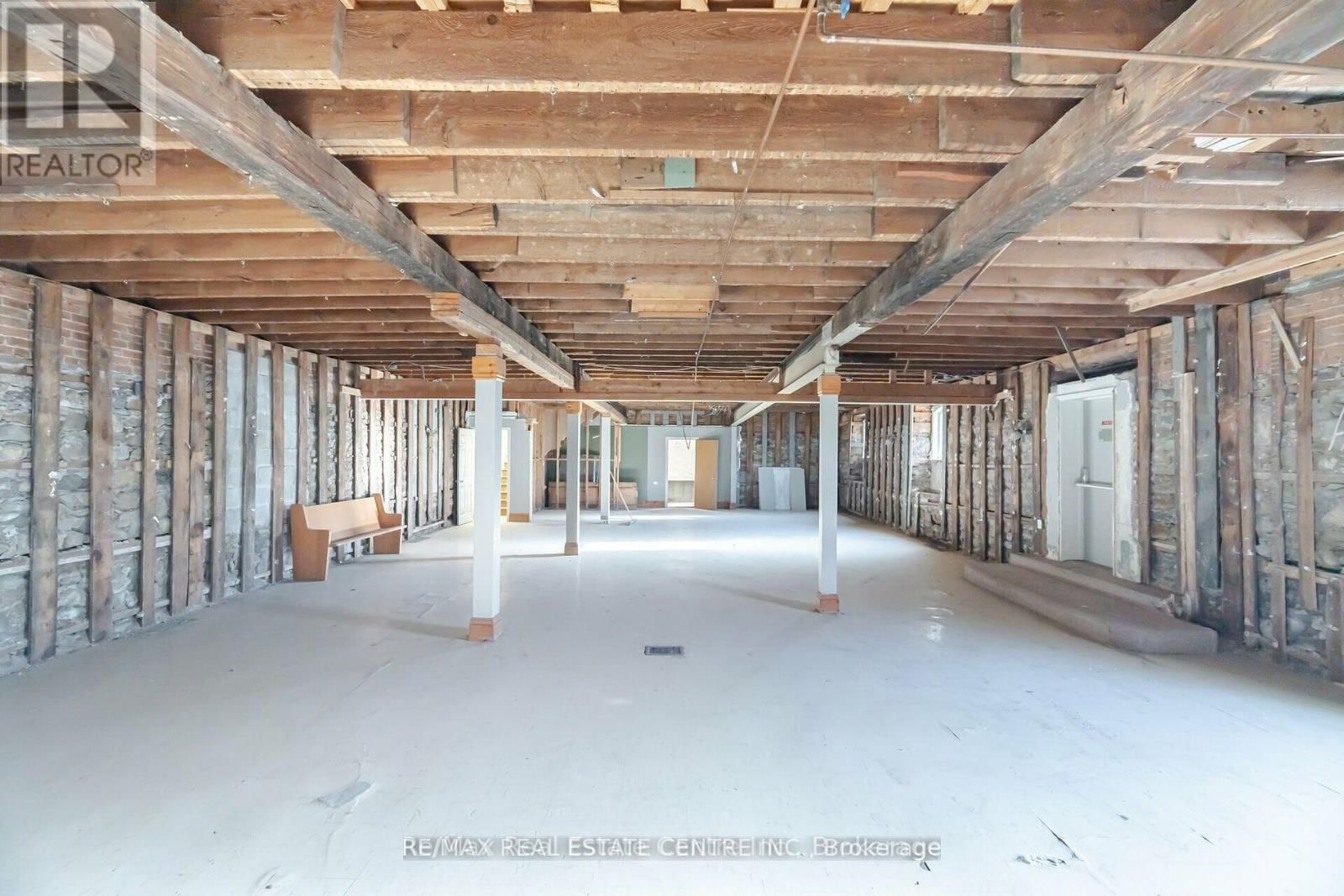 3 ZINA STREET Image 6