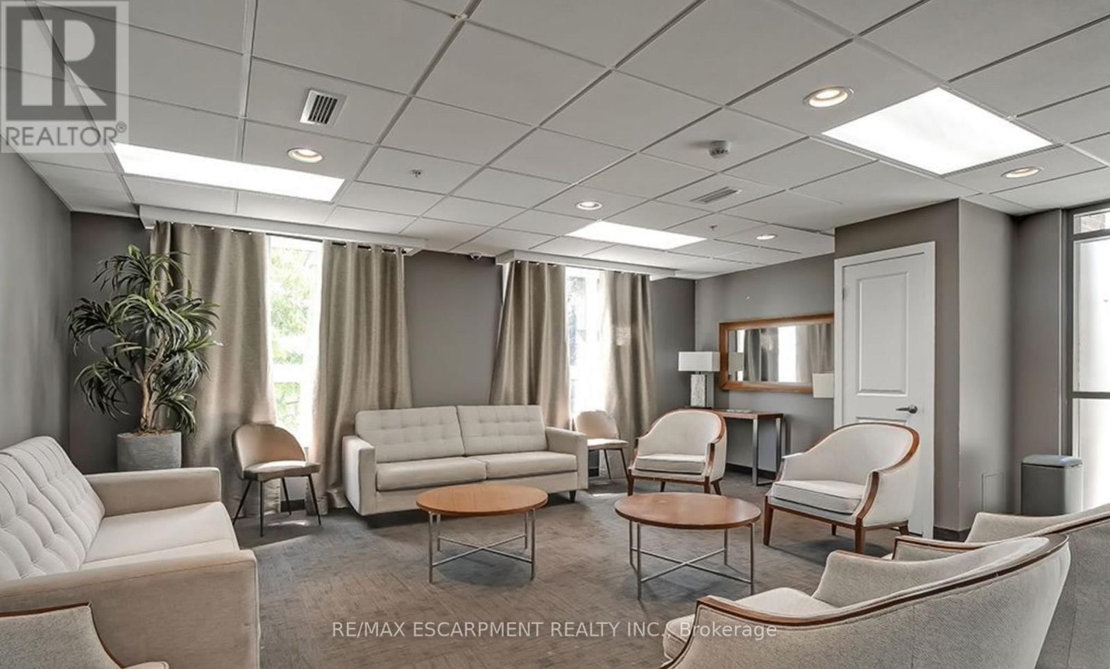 302 - 5020 CORPORATE DRIVE Image 27