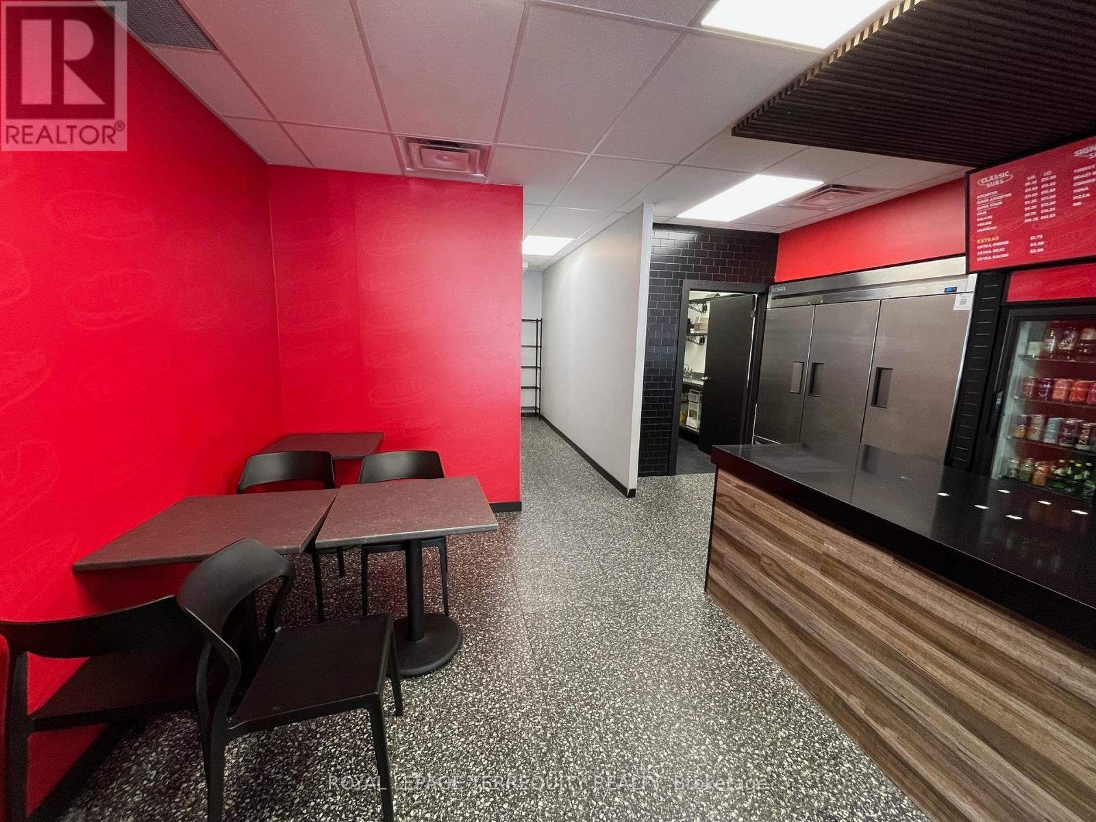 3371 BLOOR STREET WEST Image 8