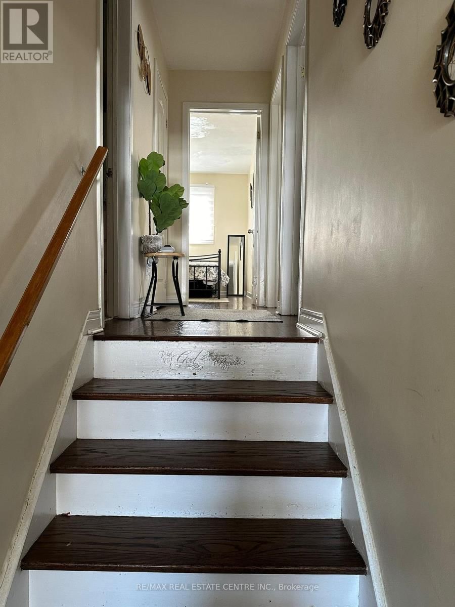 86 EARNSCLIFFE CIRCLE Image 10