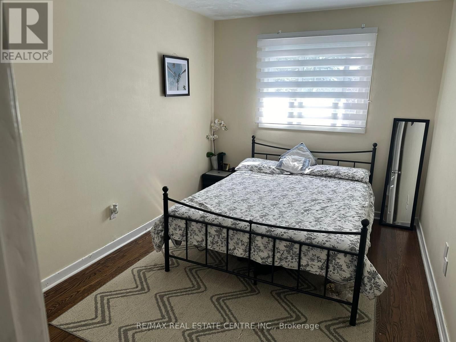 86 EARNSCLIFFE CIRCLE Image 12