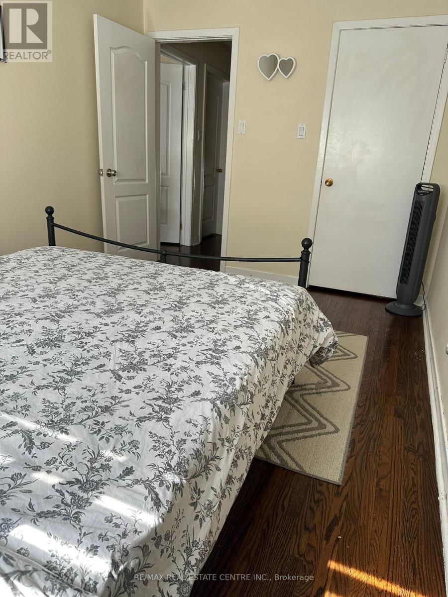 86 EARNSCLIFFE CIRCLE Image 17