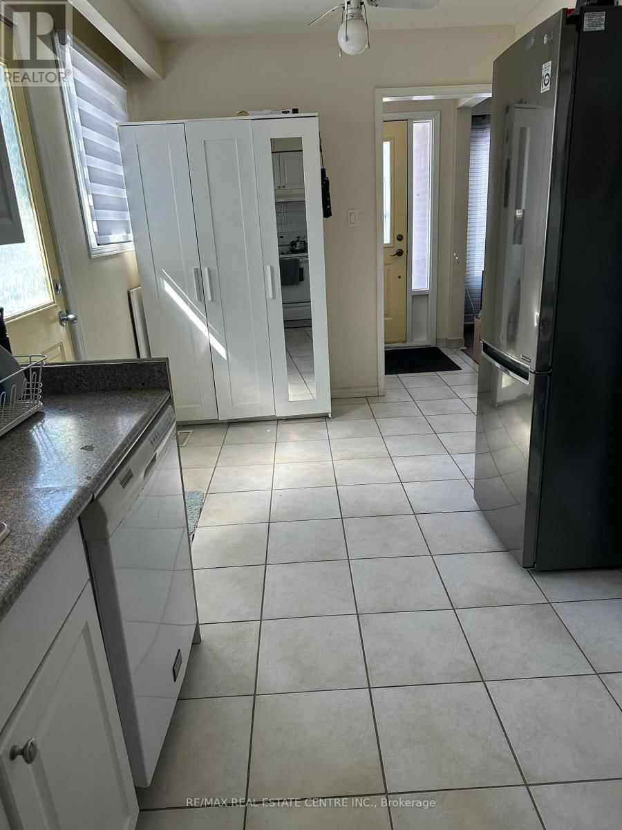 86 EARNSCLIFFE CIRCLE Image 7