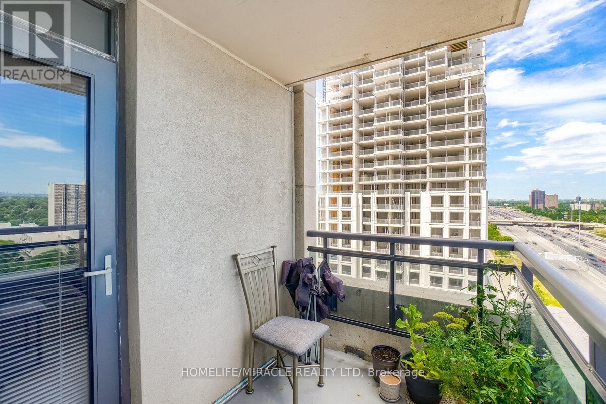 1324 - 2 EVA ROAD Image 30