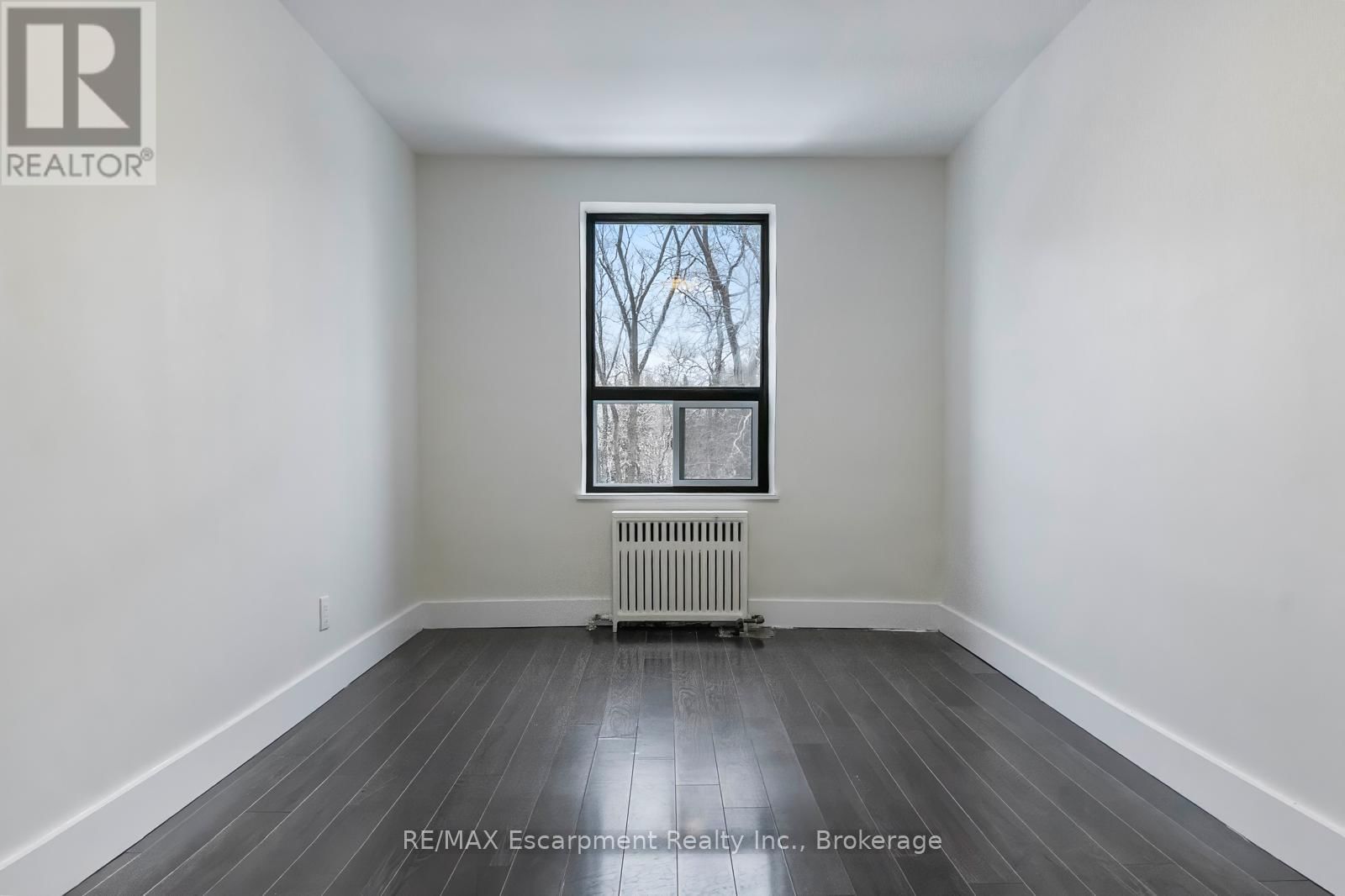 303 - 110 SOUTH FORSTER PARK DRIVE Image 15