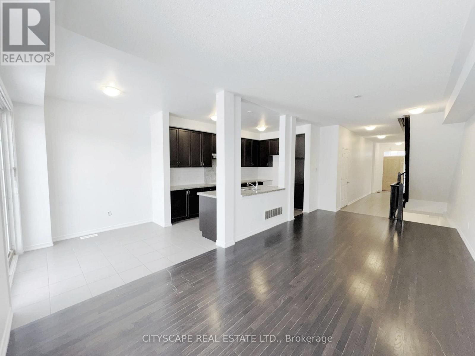 64 HONEYVIEW TRAIL Image 9