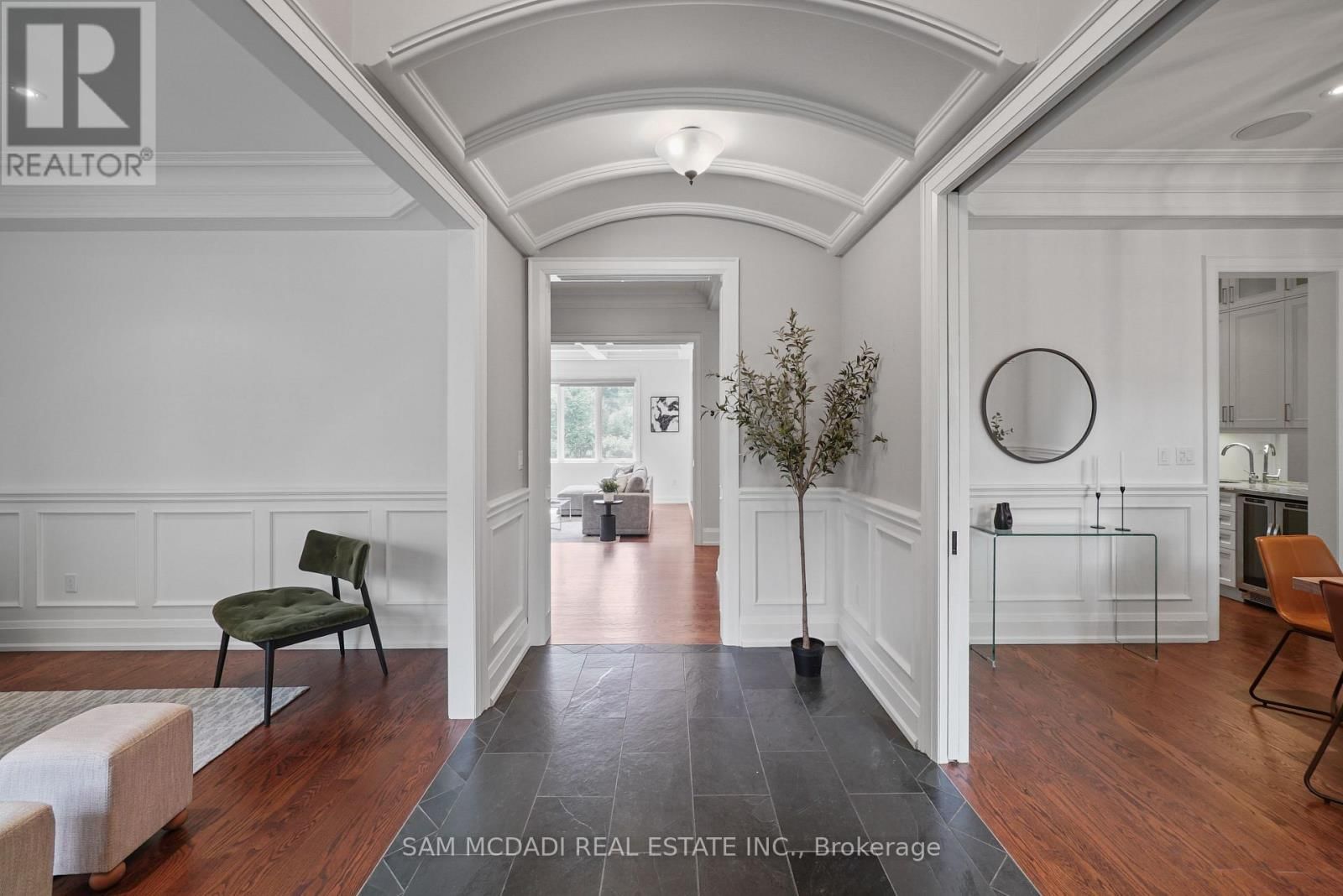 190 MAPLEWOOD ROAD Image 5