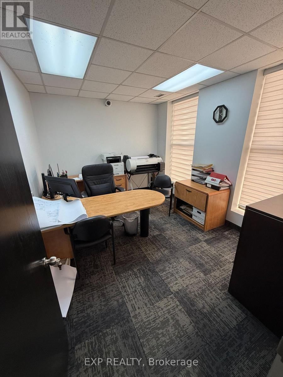 1261 BRITANNIA ROAD EAST Image 10