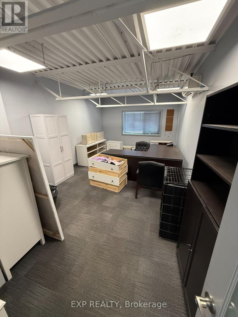 1261 BRITANNIA ROAD EAST Image 5