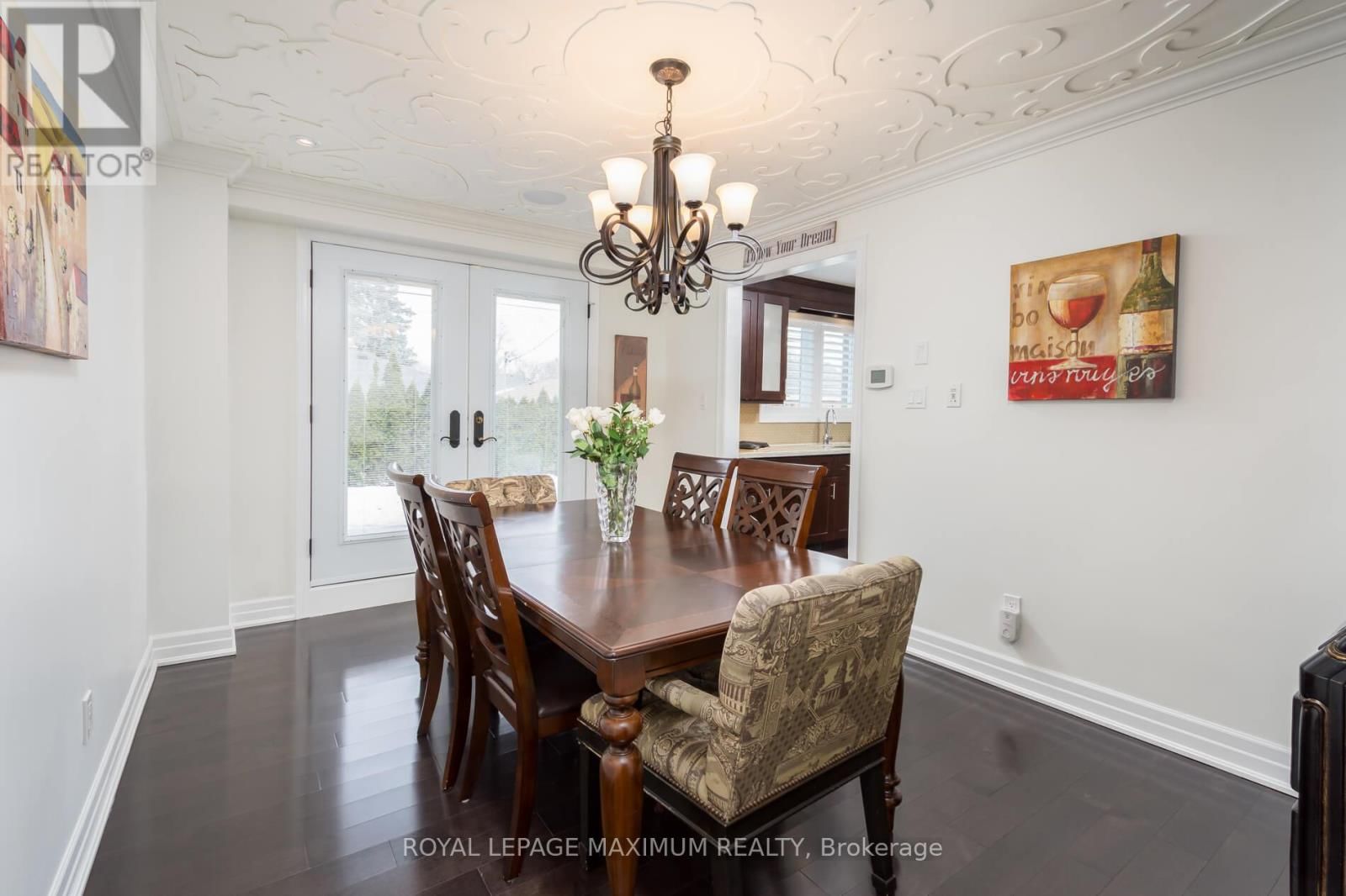 55 ASHMOUNT CRESCENT Image 11