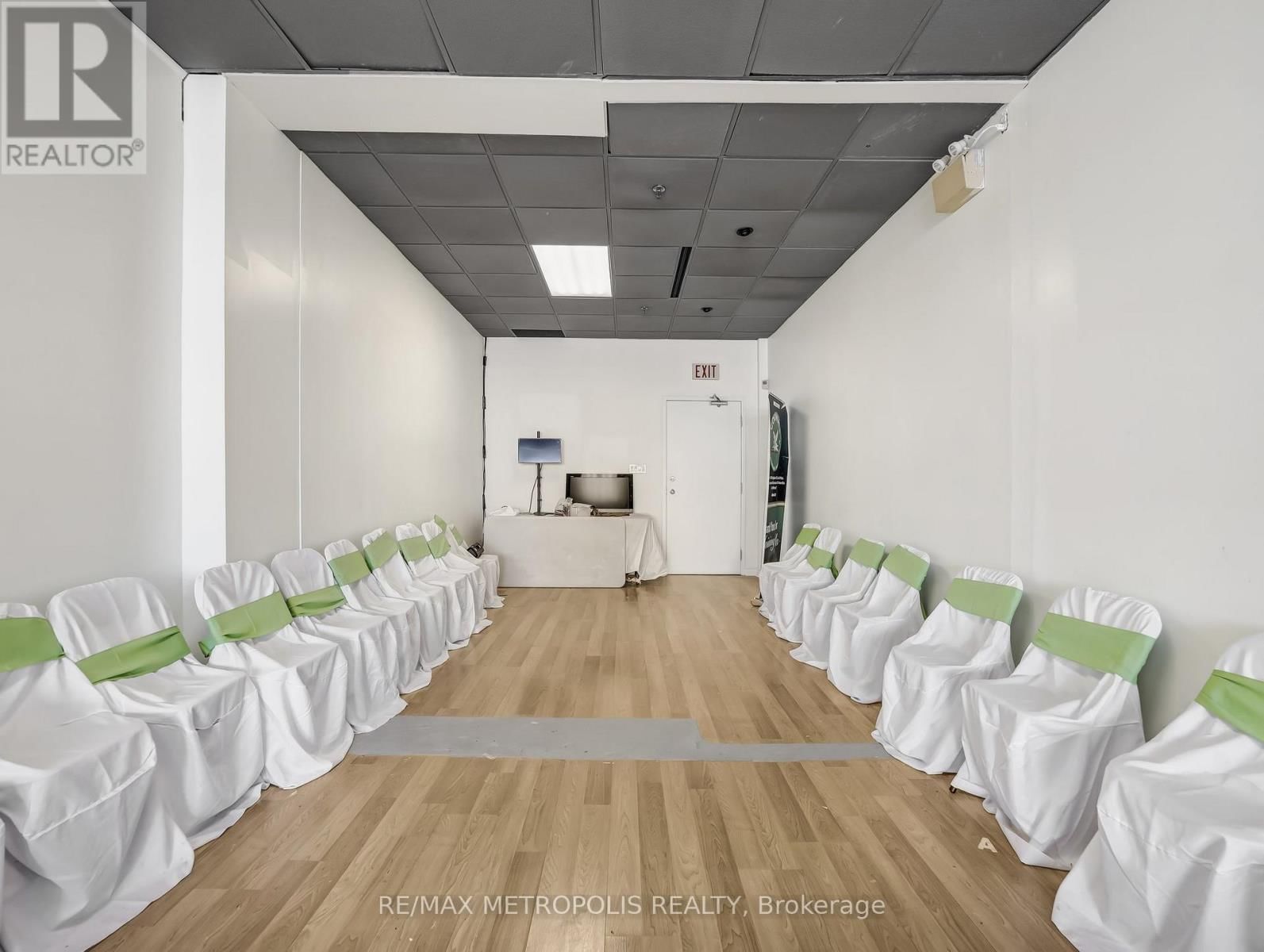 309 - 1550 SOUTH GATEWAY ROAD Image 11