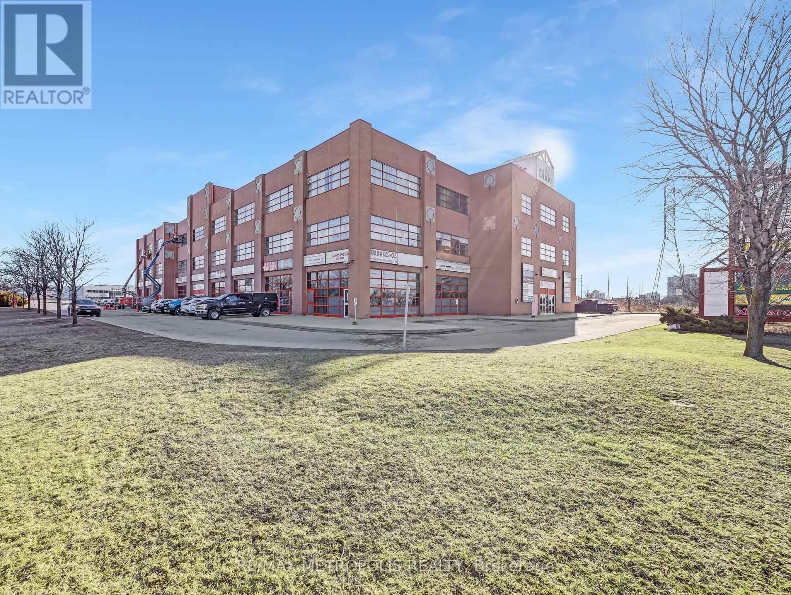 309 - 1550 SOUTH GATEWAY ROAD Image 17