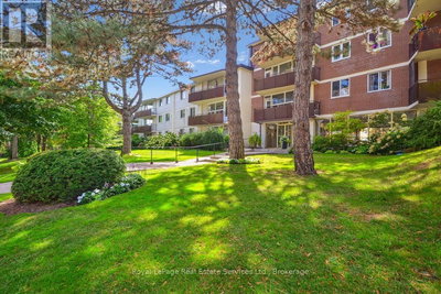 203 - 100 Coe Hill Drive | Toronto (High Park-Swansea) | Image