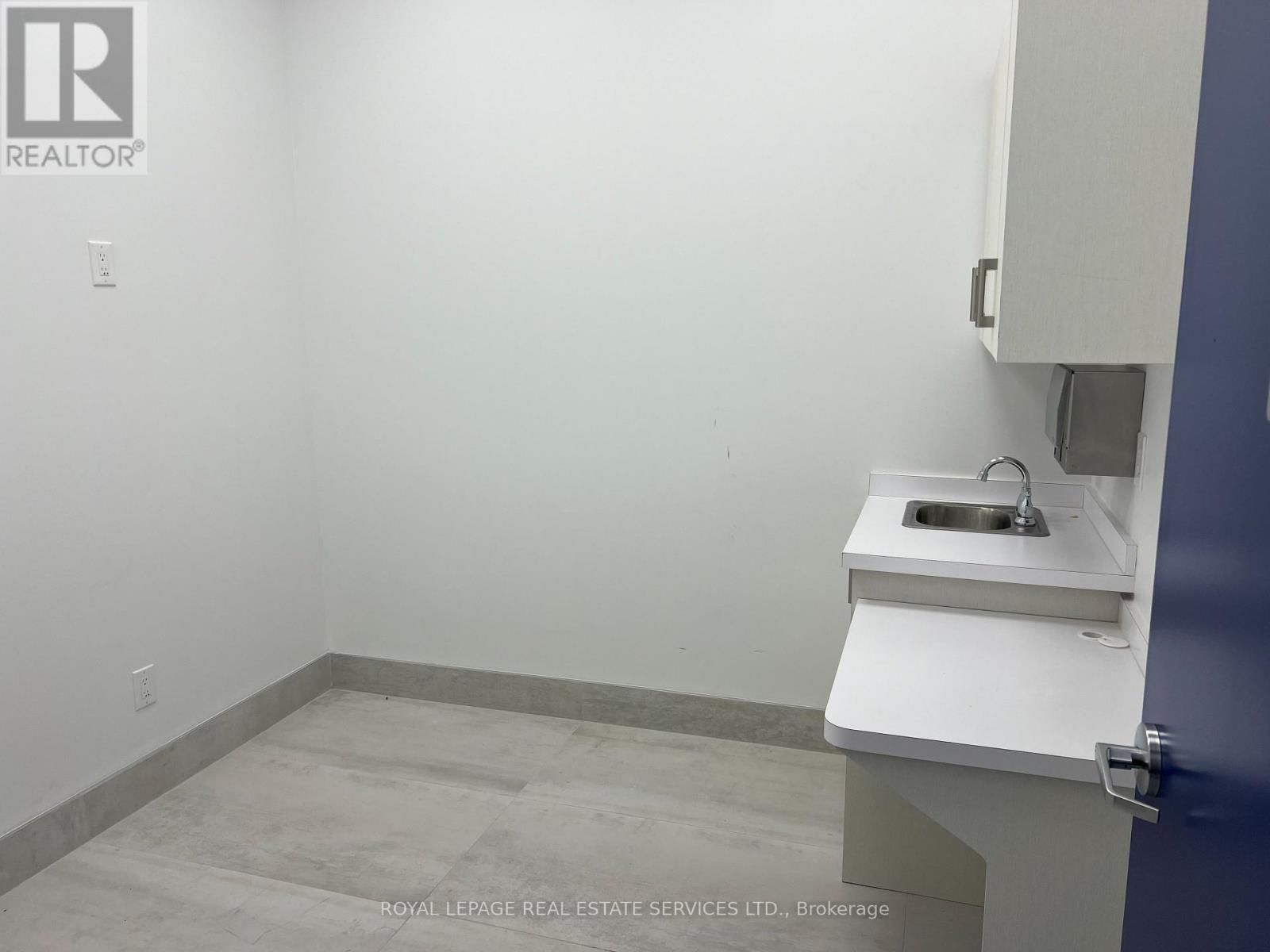 117 - 1441 ELGIN STREET Image 12